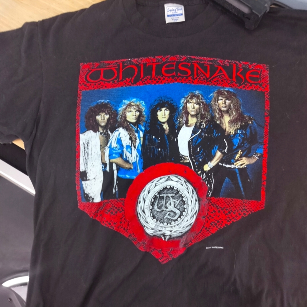 87 original White snake concert tee